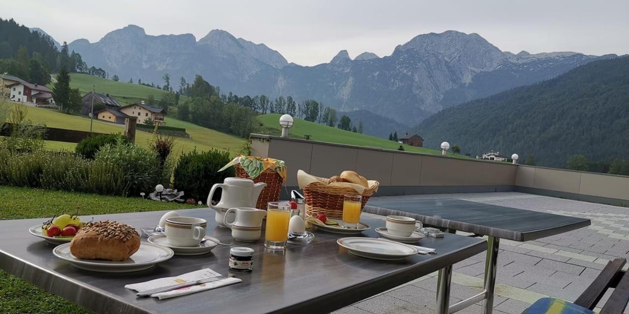 ホテルOberwotzlhof Pichl  エクステリア 写真